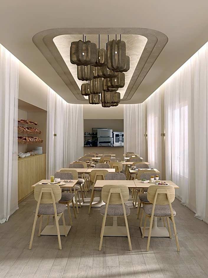Hotel Gounod Fully Renovated