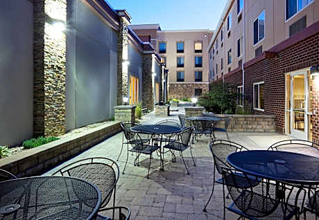 Holiday Inn Express Hotel And Suites Aberdeen By IHG