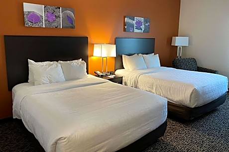 Queen Room with Two Queen Beds - Accessible/Non-Smoking