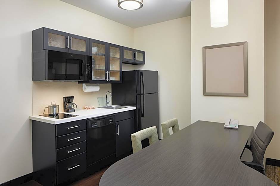 Candlewood Suites Valdosta Mall By IHG