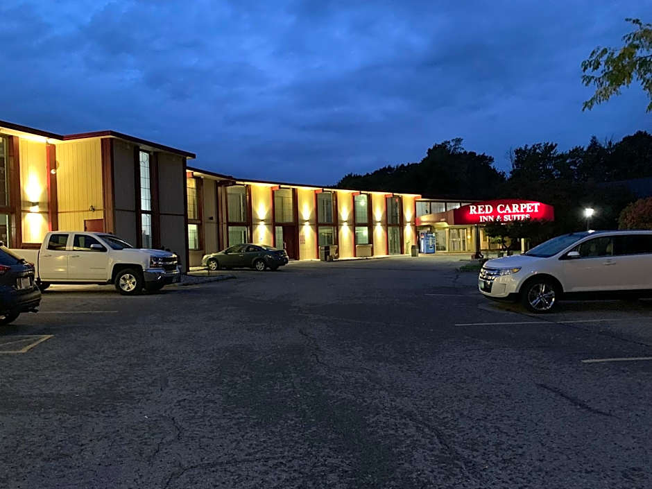 Red Carpet Inn & Suites Ebensburg