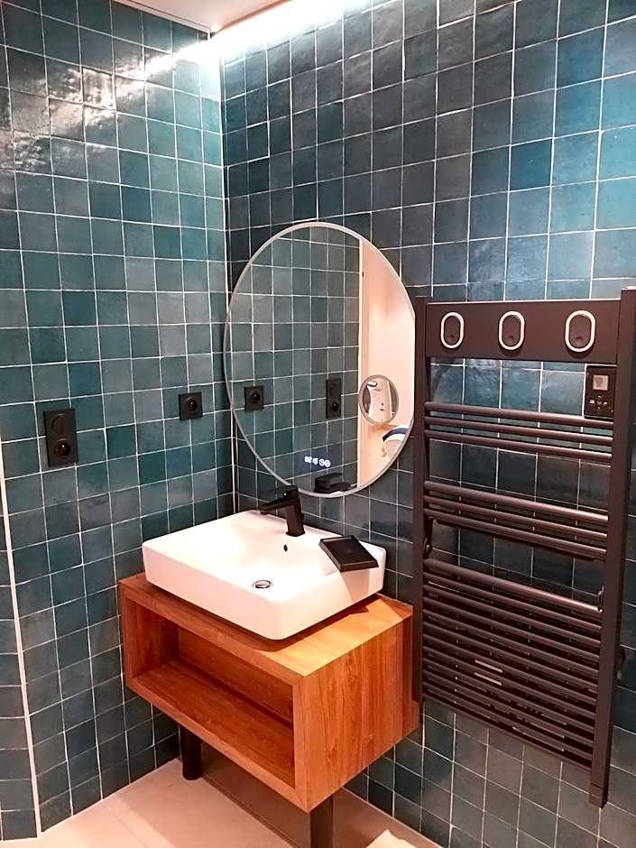 Intense Boutik-Hôtel