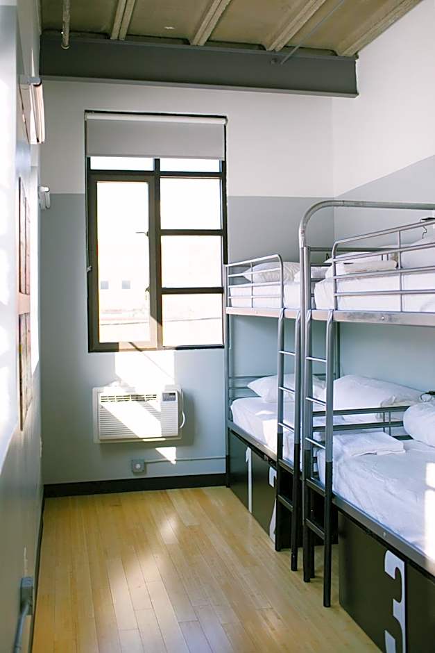 The Local Hostel NYC