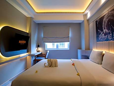 HARRIS Unique Two Bedroom