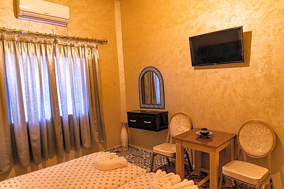 HOTEL LA VALLEE DES KASBAHS CHEZ ILYAS