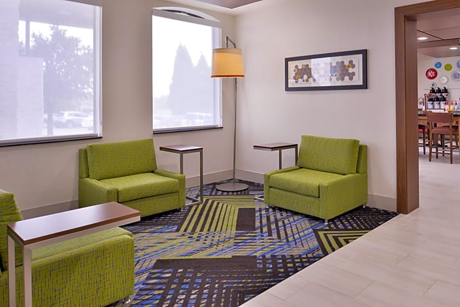 Holiday Inn Express Hotel and Suites Mesquite By IHG