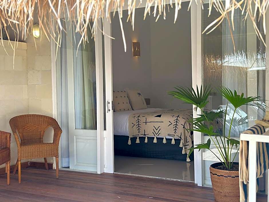 Sol Villas - Modern Tropical Stays