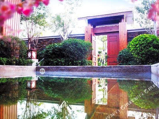 Empark Seabed Hot Spring Hotel