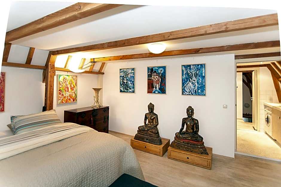 Bed & Breakfast of Art