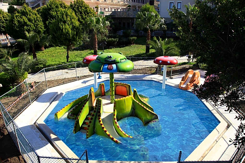 Golden Age Hotel Yalıkavak Bodrum