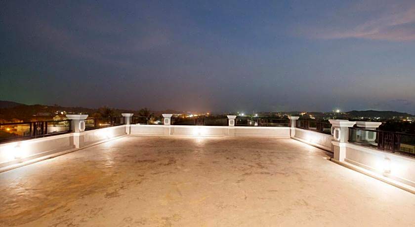 Nature Pine Residence