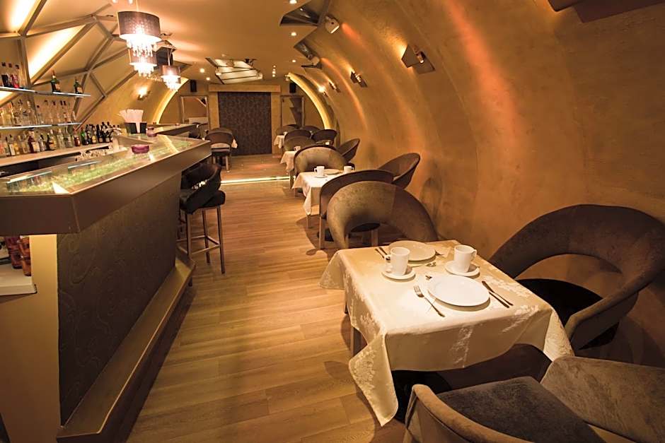 Barokk Hotel Promenád