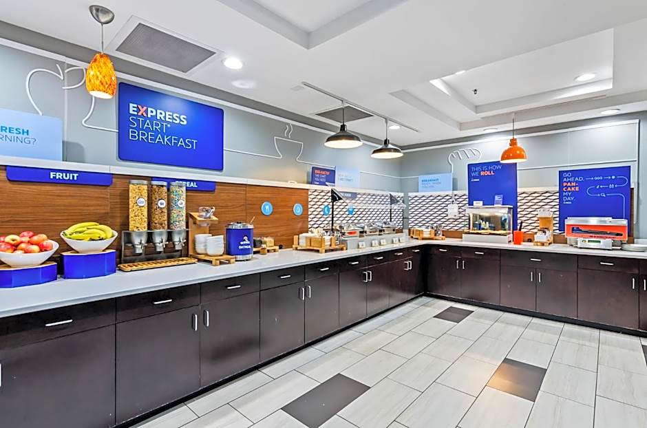 Holiday Inn Express & Suites Wytheville By IHG