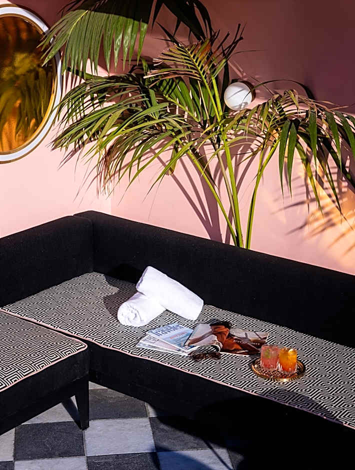 Brown BoBo, a member of Brown Hotels