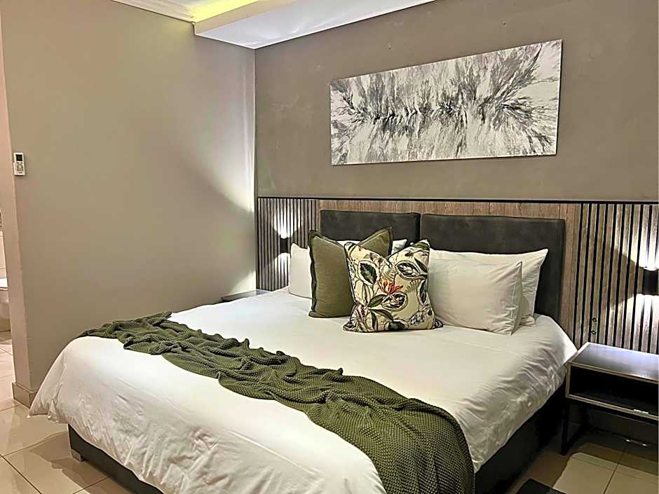 The Cycad Lodge & Chalets