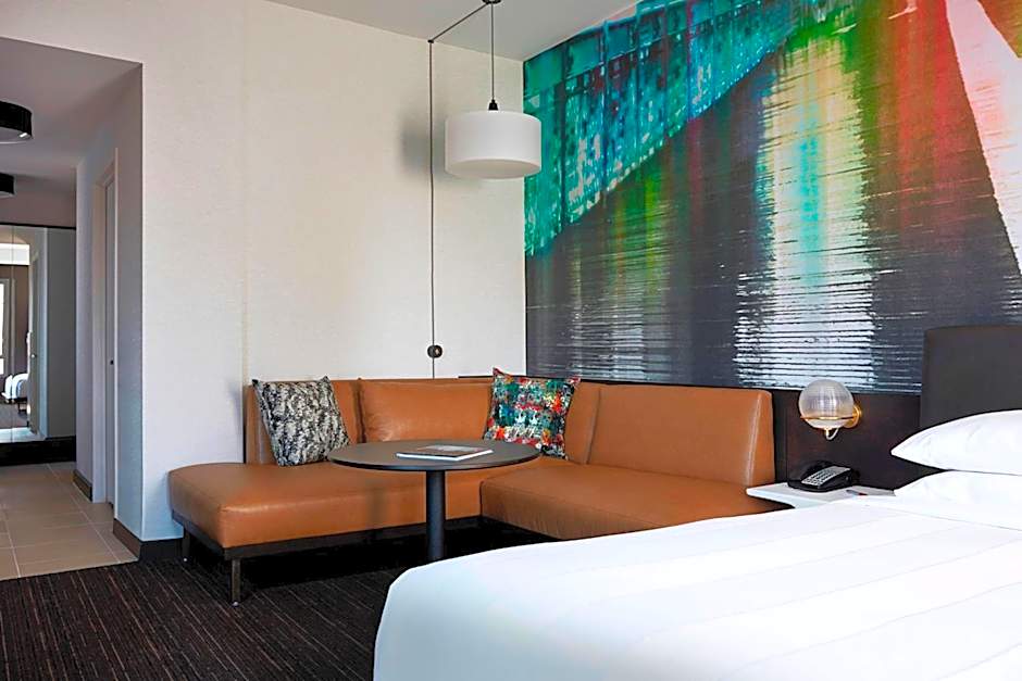 New York Marriott At The Brooklyn Bridge