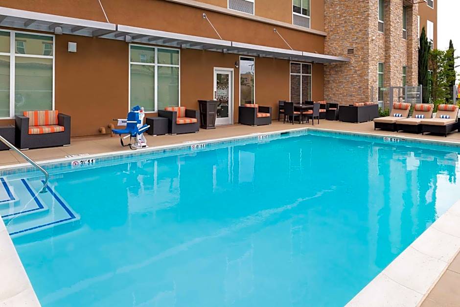 Hampton Inn By Hilton & Suites Buena Park
