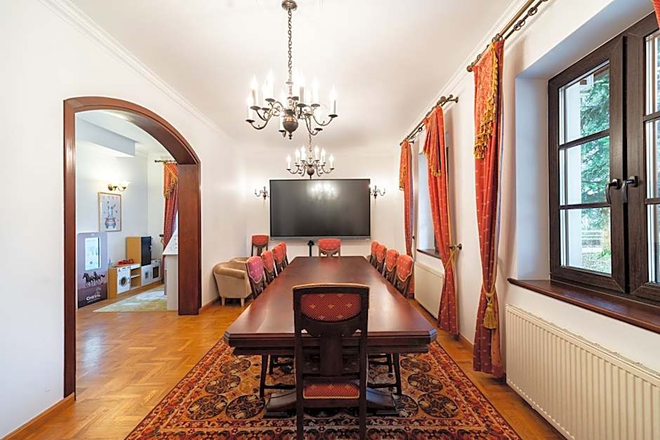 Apartamenty w Dworku Cheval