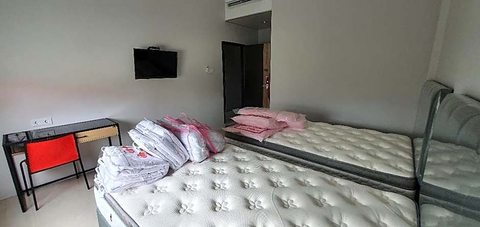 RedDoorz Plus near Siloam Hospital Balikpapan