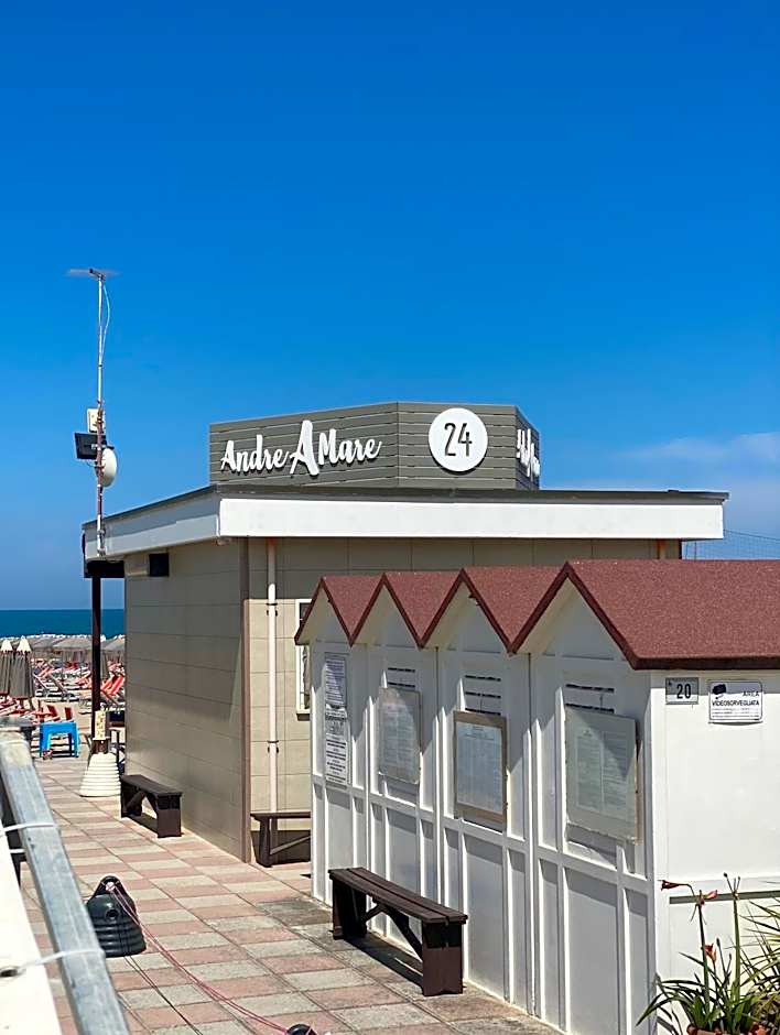 Hotel Bristol - a 30 mt dalla spiaggia