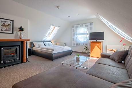 Double Bed Apartment