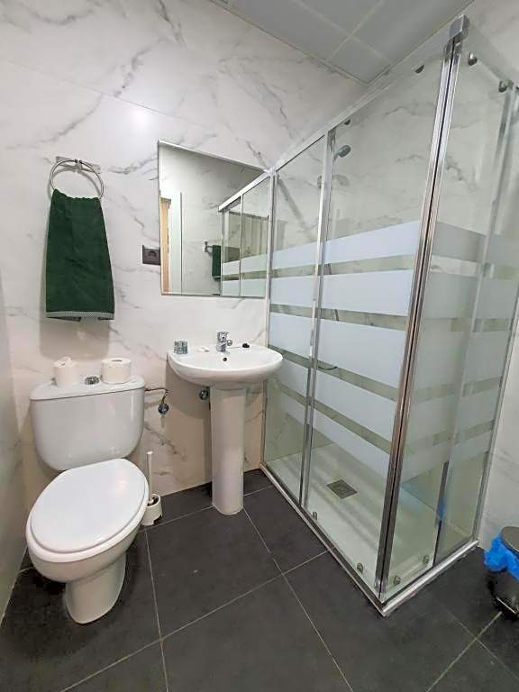 Pensión Guggenheim Riverview HBI01297