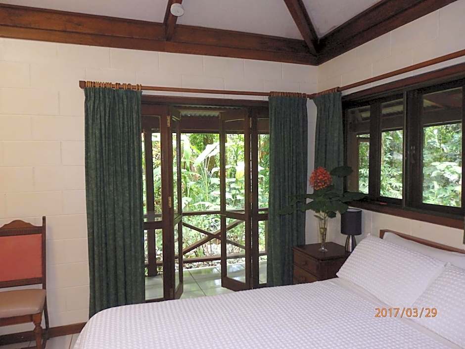 Daintree Deep Forest Lodge