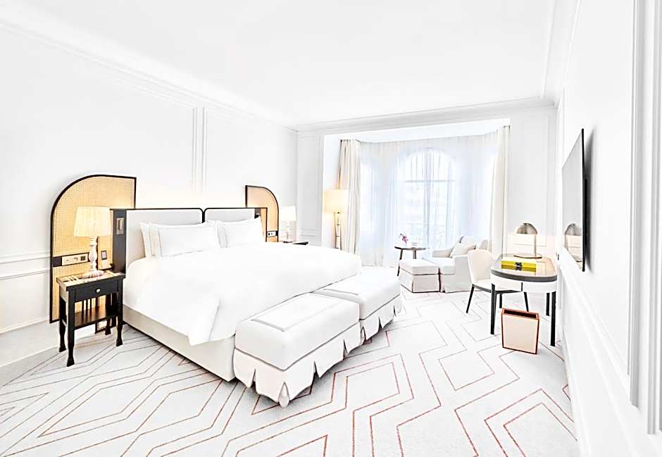 Carlton Cannes, a Regent Hotel By IHG