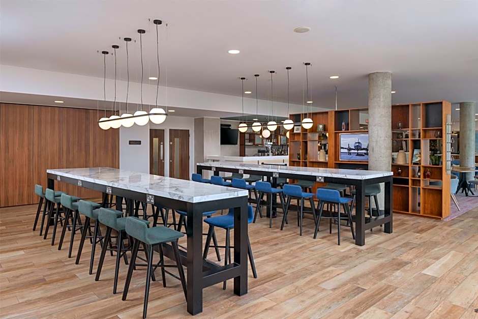 Hampton By Hilton London Stansted Airport