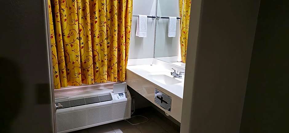 Texas Inn and Suites-Rio Grande Valley