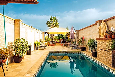 Narcisa Farmhouse