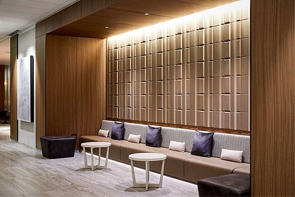 AC Hotel by Marriott Bloomington Mall of America