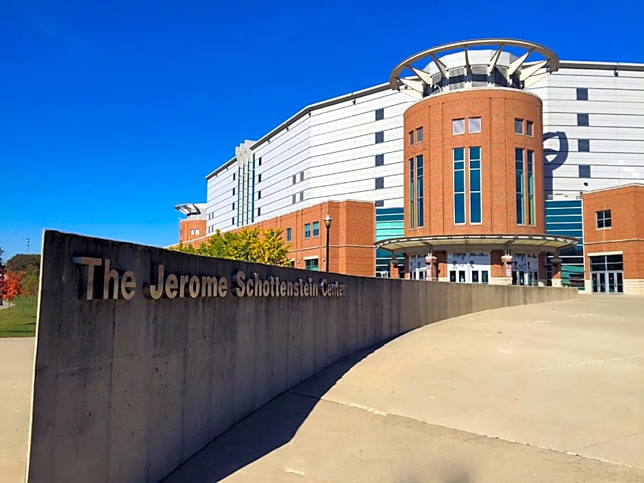 Holiday Inn Express Hotel & Suites Columbus OSU-Medical Center By IHG