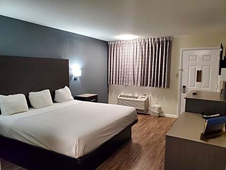 Standard King Room - Smoking