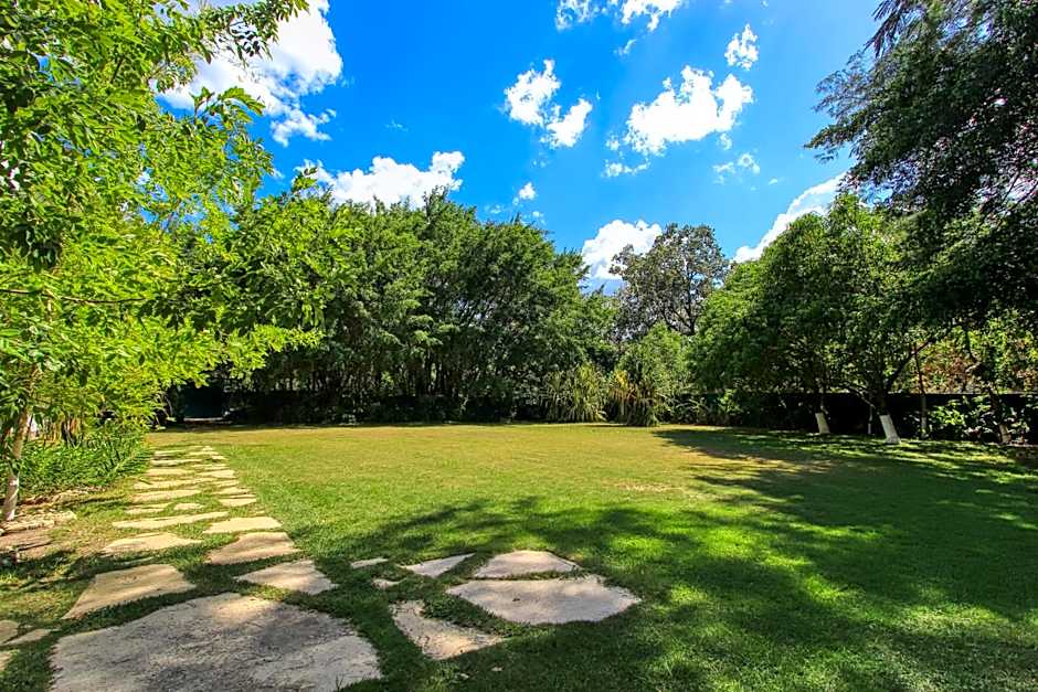 Hotel Ciudad Real Palenque