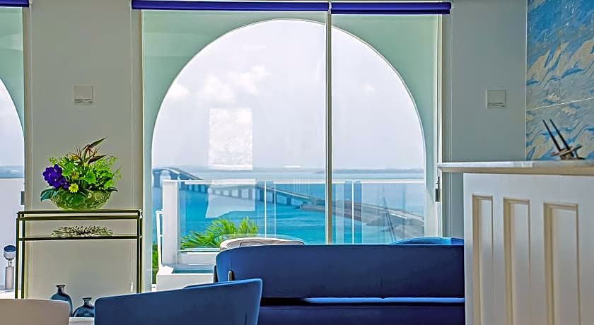 SANTORINI HOTEL&VILLAS MIYAKOJIMA