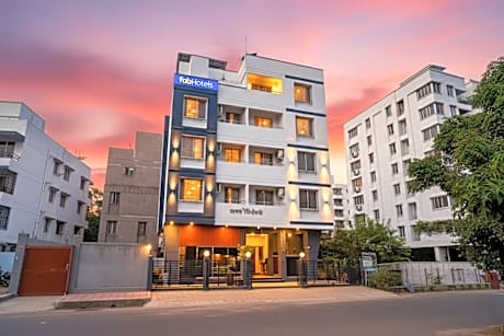 FabHotel Stay Inn - Nr. 4 Lions Academy, Pimple Nilakh