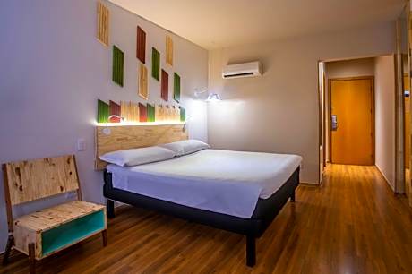 Quarto Duplo Standard