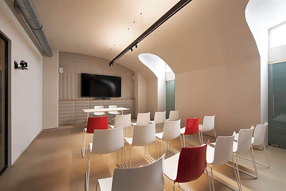 Opera35 Boutique Hotel