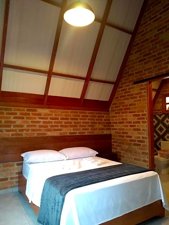 Pousada Cachoeira Esmeralda