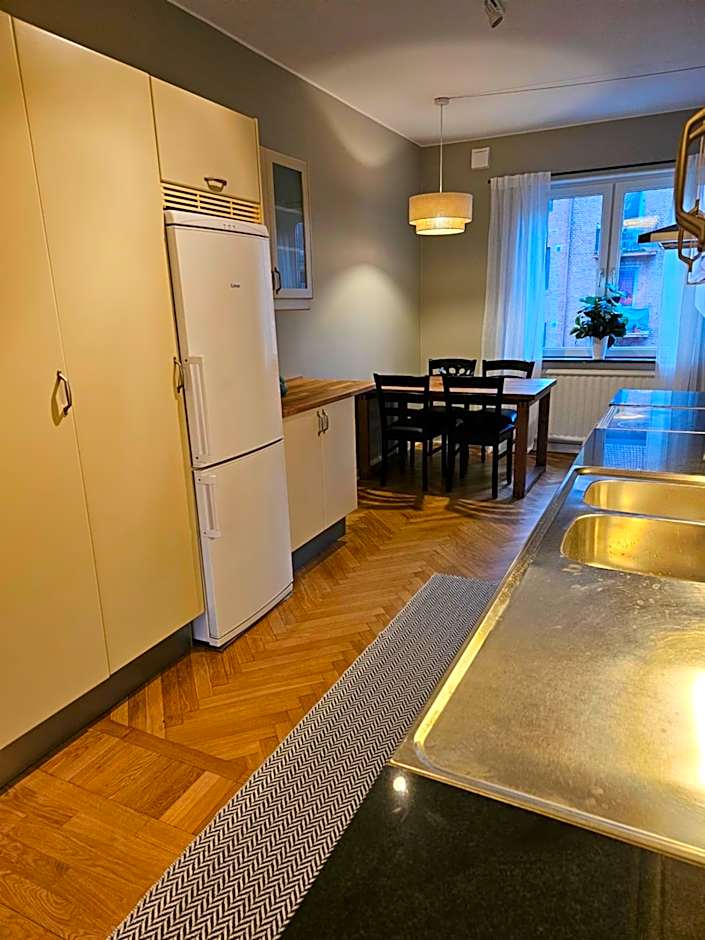 Live and Stay Lagerbring