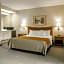 Rodeway Inn & Suites Cherokee On the River
