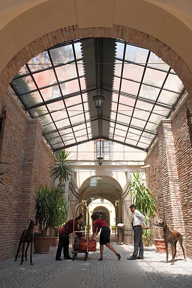 Relais Castello Bevilacqua