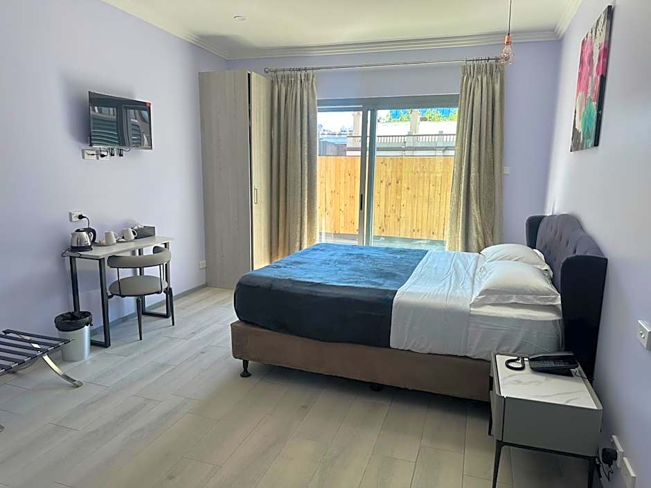 Sydney RiseOn Hotel