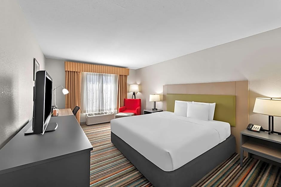 Country Inn & Suites by Radisson, Topeka West, KS