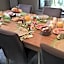 B&B Rosteline