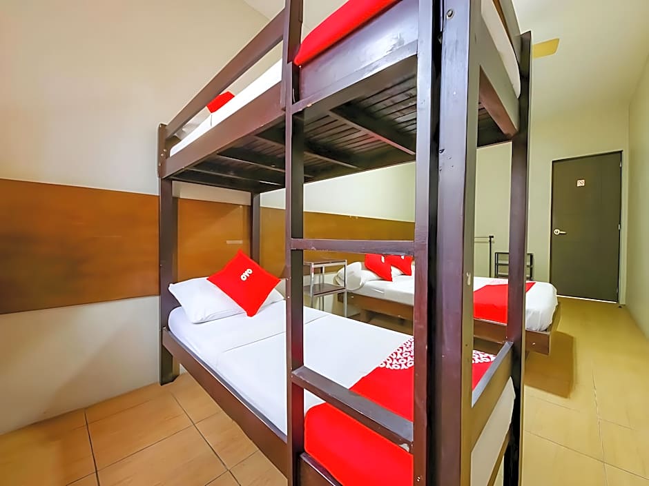 Metro Deluxe Residences near OWWA Pasay