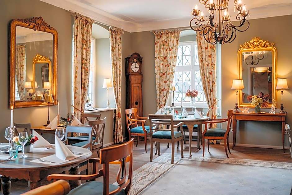 Pałac Łomnica Karkonosze - Schloss Lomnitz Riesengebirge