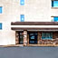 Clarion Pointe Downtown
