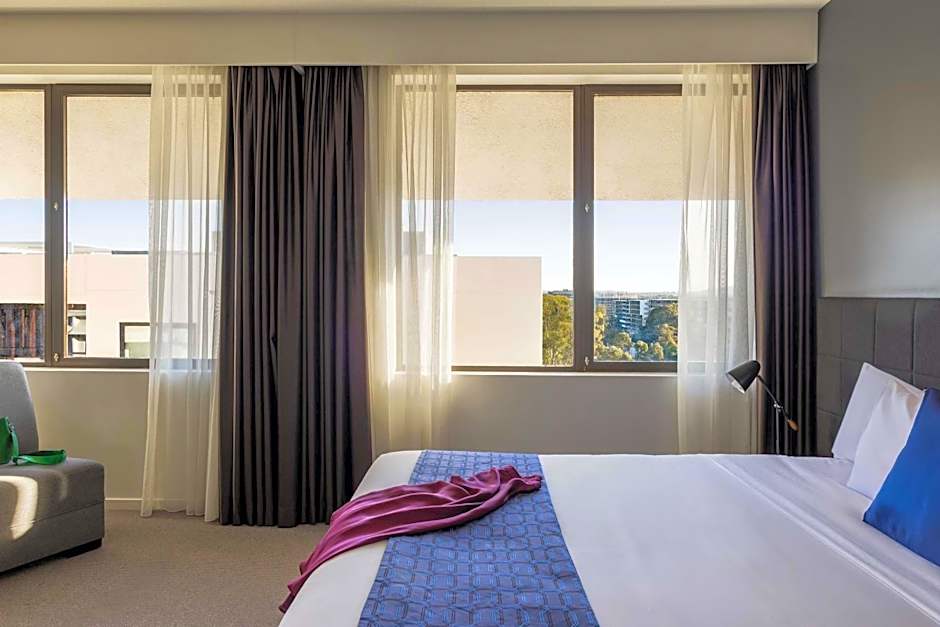 Mantra MacArthur Hotel